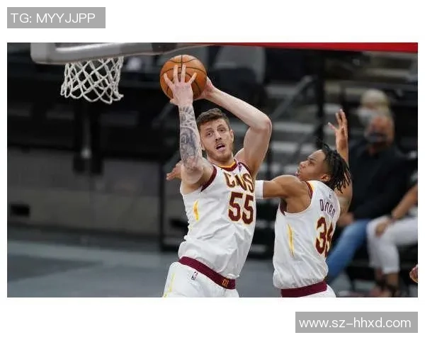 快船与灰熊马丁对决精彩纷呈球迷期待激烈比赛瞬间