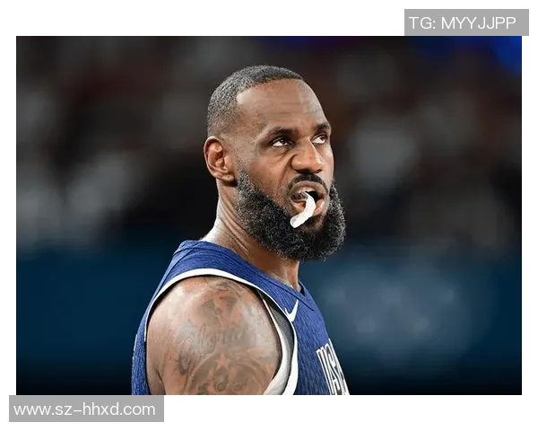 格斗篮球明星：在赛场上挥洒汗水与激情的传奇之路